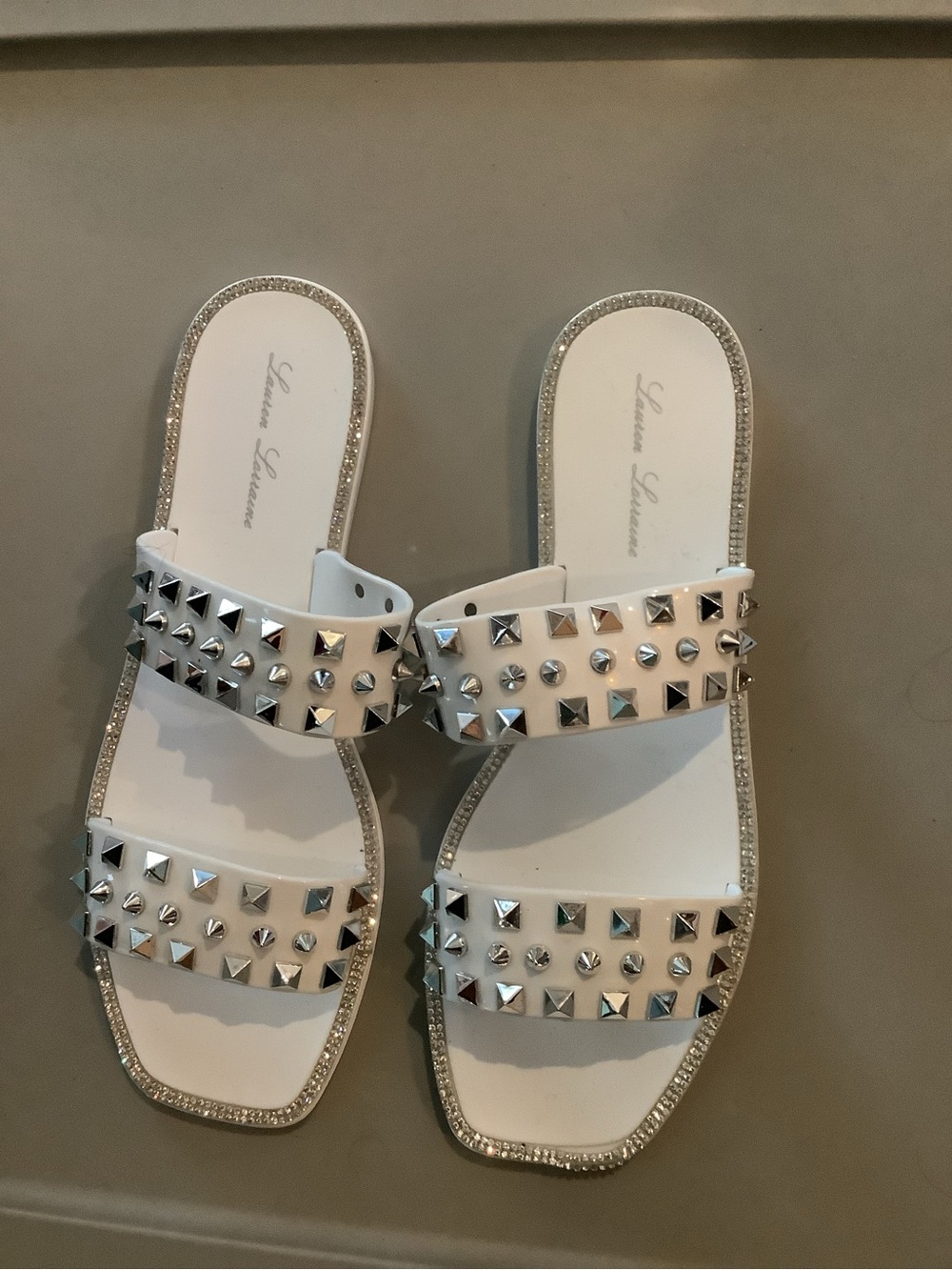 Lauren Lorraine White Studded Slide Sandals 7.5.Brand New